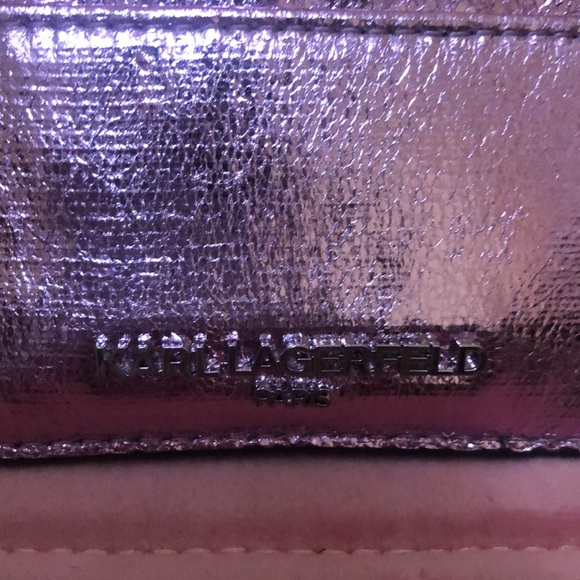 NWT- Karl Lagerfeld Metallic Card Holder - Picture 2 of 4